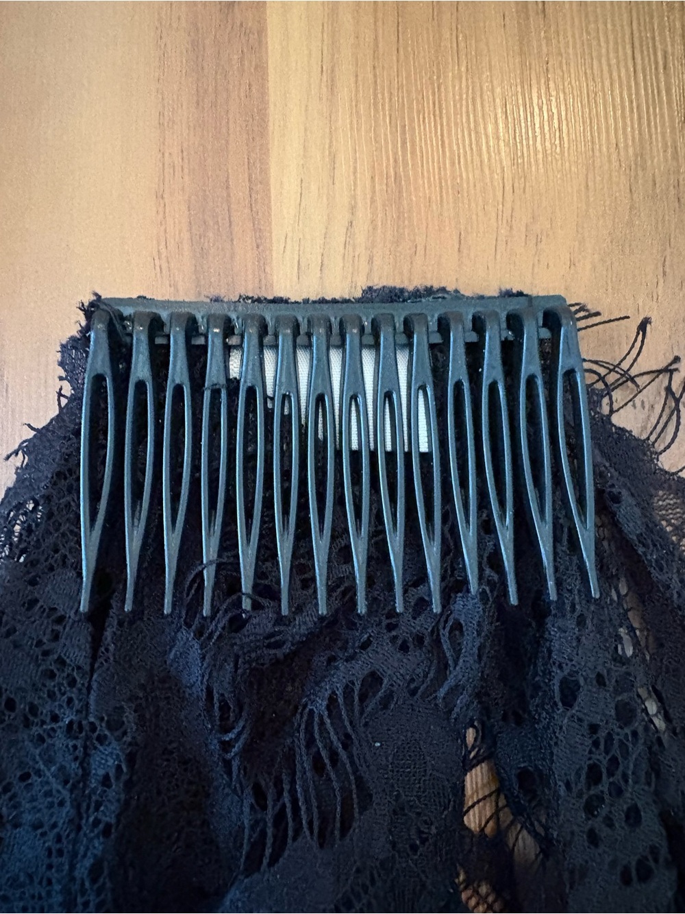 Spirit Halloween Lace Veil - Picture 4 of 5